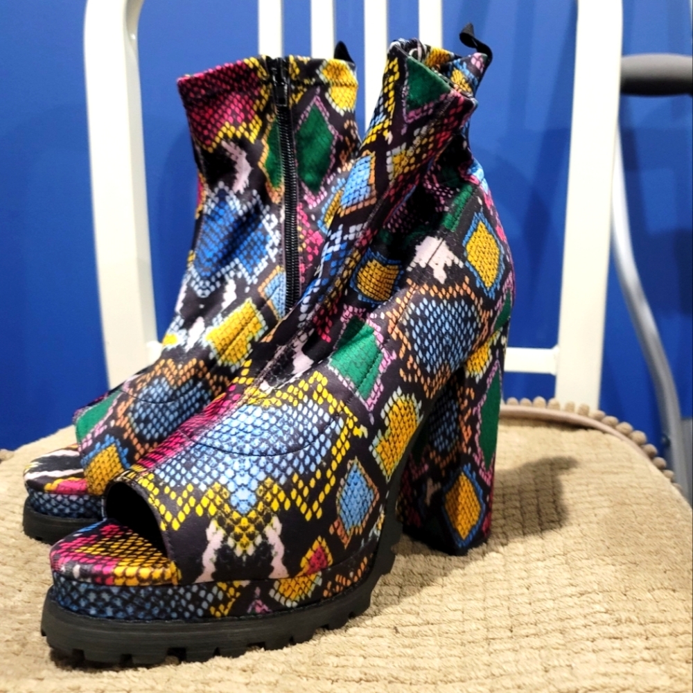 Women's Heels/ Boots